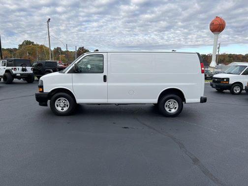2019 Chevrolet Express 2500 Work Van