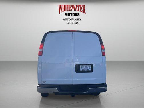 Summit White 2019 Chevrolet Express 3500 Work Van