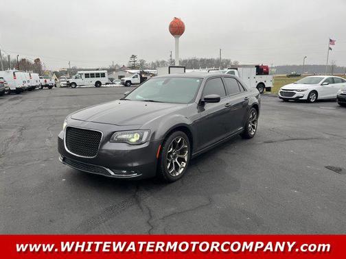 2016 Chrysler 300 S