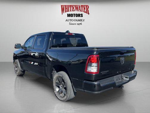 Diamond Black Crystal Pearlcoat 2023 RAM 1500 Big Horn/Lone Star
