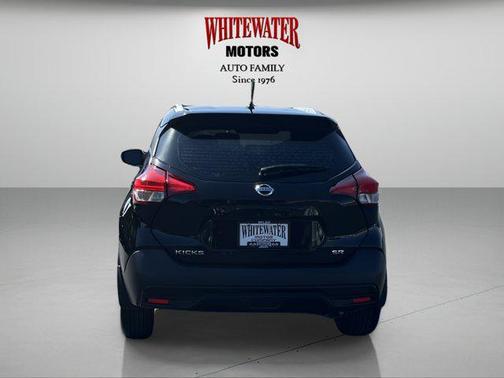 2018 Nissan Kicks SR