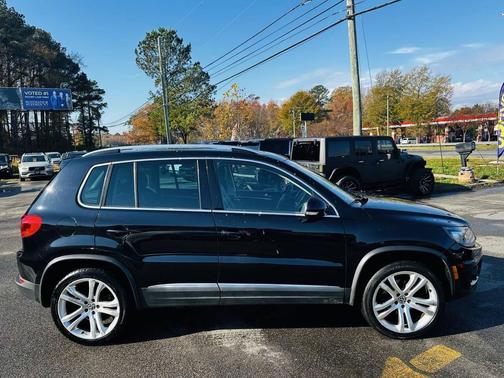2012 Volkswagen Tiguan SEL