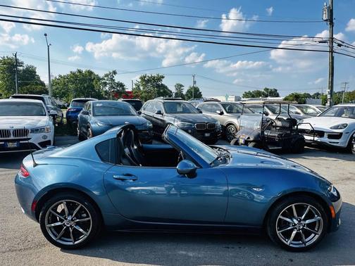 Eternal Blue 2018 Mazda MX-5 Miata RF Grand Touring