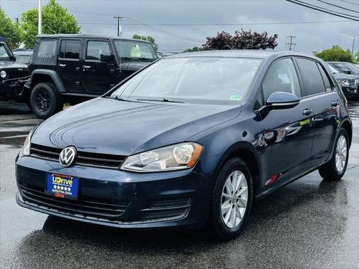 2016 Volkswagen Golf TSI S 4-Door