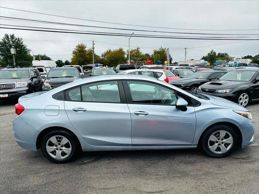 2017 Chevrolet Cruze LS