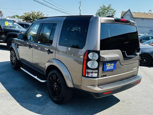 2016 Land Rover LR4 Base