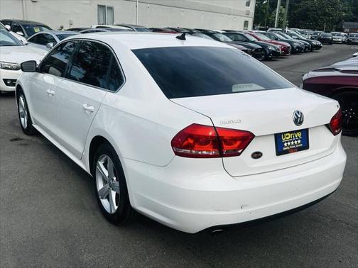 2013 Volkswagen Passat 2.5 SE