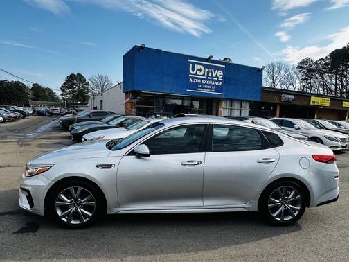 2019 Kia Optima LX