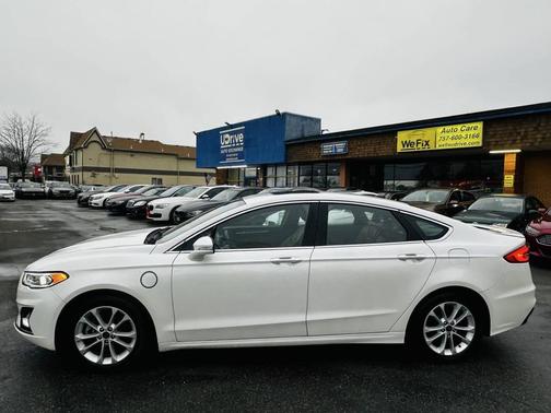 2019 Ford Fusion Energi Titanium