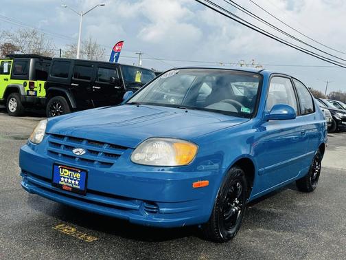 2004 Hyundai Accent GL