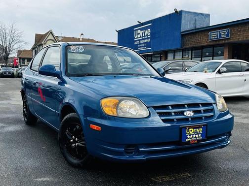 2004 Hyundai Accent GL