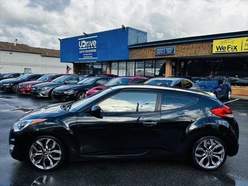 2014 Hyundai Veloster RE:FLEX w/Red