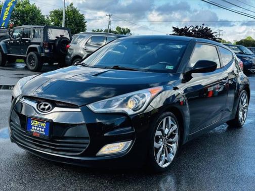 2014 Hyundai Veloster RE:FLEX w/Red
