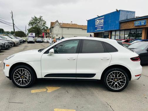 2018 Porsche Macan S
