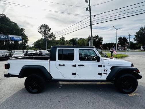 2020 Jeep Gladiator Sport S