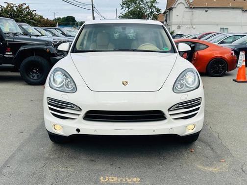 2011 Porsche Cayenne S