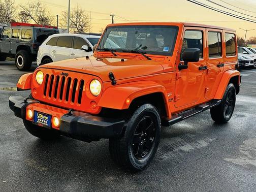 2012 Jeep Wrangler Unlimited Sahara