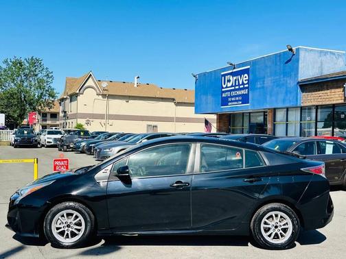 Midnight Black Metallic 2016 Toyota Prius Two