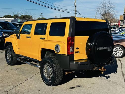 2007 Hummer H3 Base