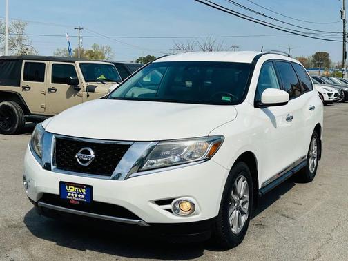 2016 Nissan Pathfinder SL