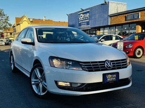 2014 Volkswagen Passat 2.0L TDI DSG SE w/Sunroof