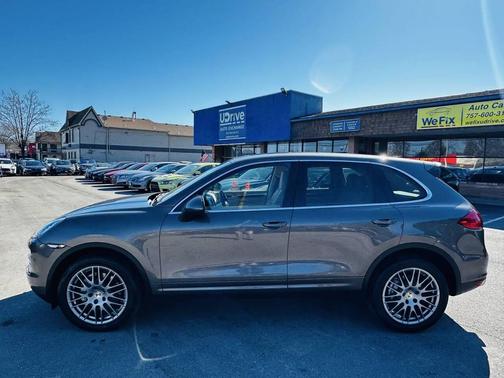 2011 Porsche Cayenne Cayenne
