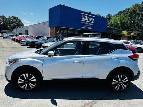 2019 Nissan Kicks SV
