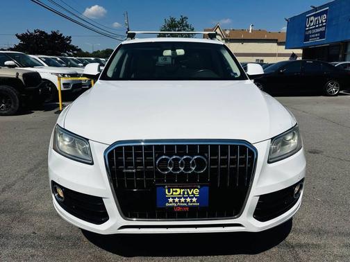 White 2015 Audi Q5 2.0T Premium Plus