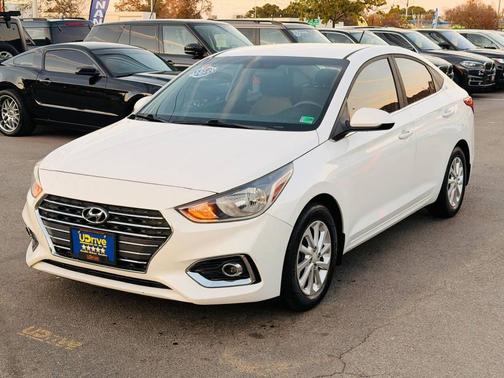2019 Hyundai Accent SEL