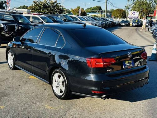 2017 Volkswagen Jetta GLI