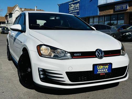 2015 Volkswagen Golf GTI 2.0T S 4-Door