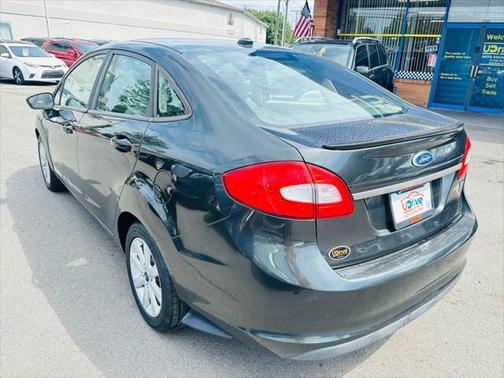 2011 Ford Fiesta SE