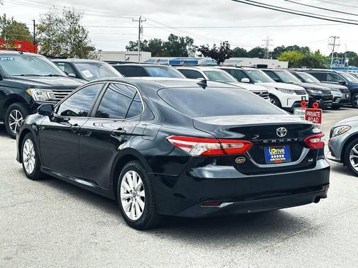 Midnight Black Metallic 2020 Toyota Camry LE