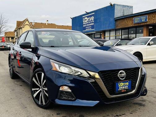 2021 Nissan Altima SR FWD