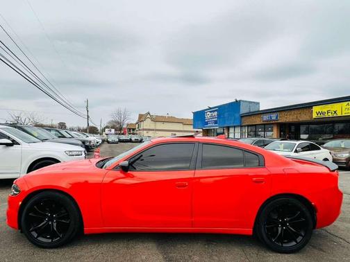2016 Dodge Charger SXT