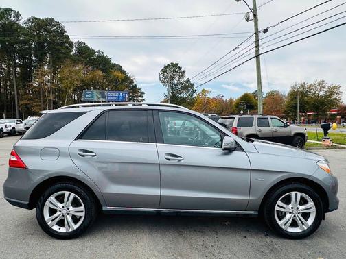 2012 Mercedes-Benz M-Class 4MATIC