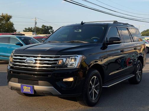 Shadow Black 2018 Ford Expedition XLT