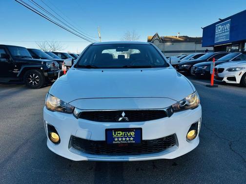 2017 Mitsubishi Lancer SE