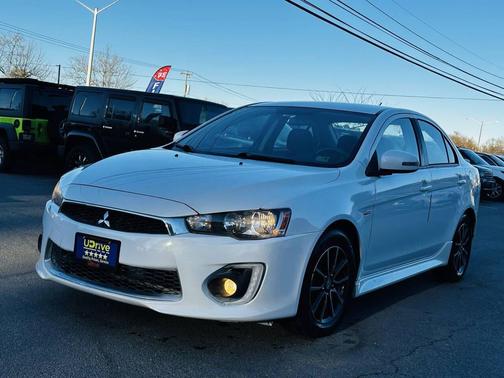 2017 Mitsubishi Lancer SE