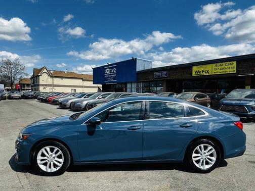 Blue 2018 Chevrolet Malibu LT