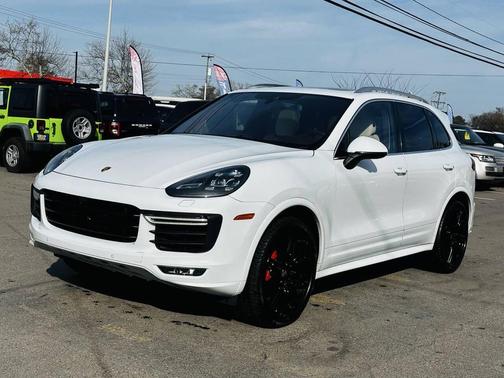 2015 Porsche Cayenne Turbo