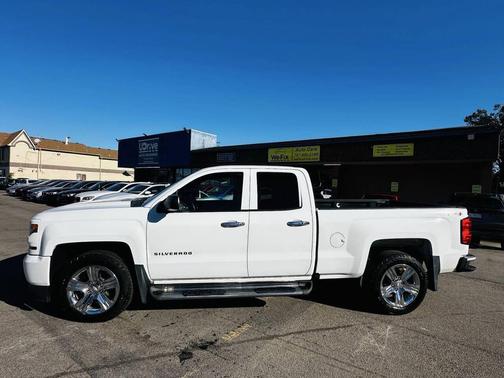 2017 Chevrolet Silverado 1500 Custom