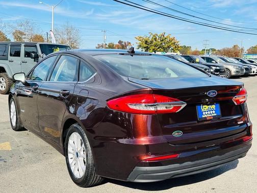 2019 Ford Fusion Hybrid SE