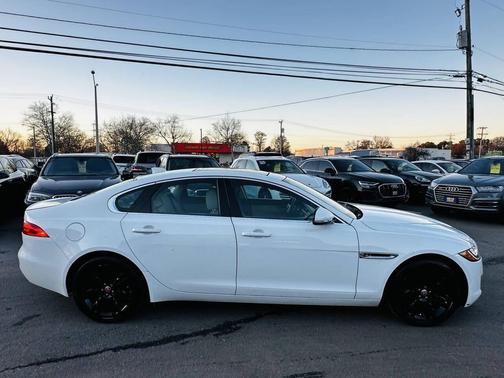 2017 Jaguar XF 35t Premium