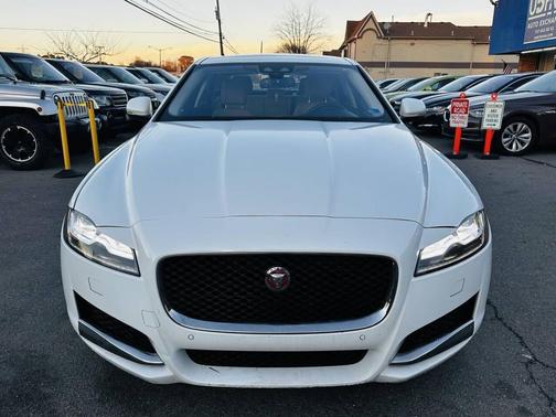 2017 Jaguar XF 35t Premium