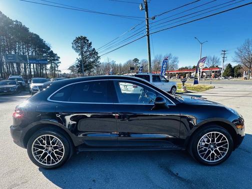 2015 Porsche Macan S