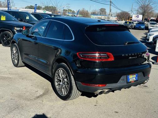 2015 Porsche Macan S