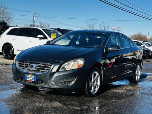 2013 Volvo S60 T5