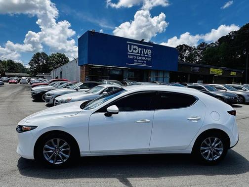 Snowflake White Pearl Mica 2021 Mazda Mazda3 FWD