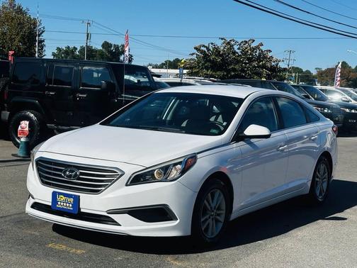 2016 Hyundai SONATA SE